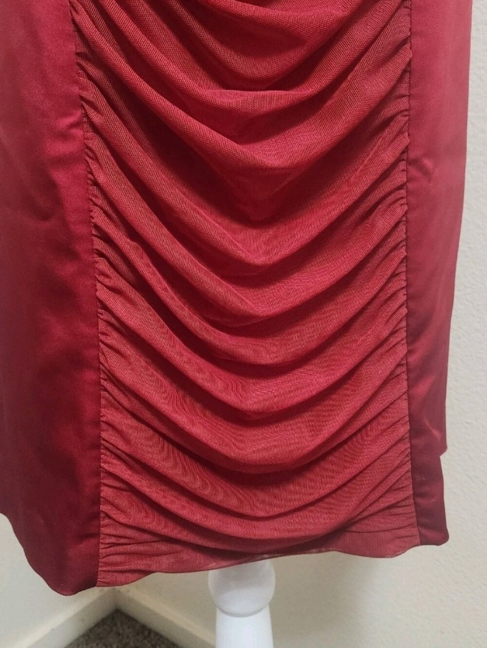 💐Vtg Y2K BCBG MAXAZRIA Runway Collection Dress 10 Burgundy Ruched Mesh Flower - Picture 10 of 16